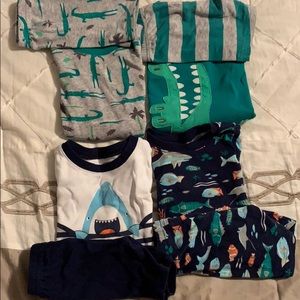 Boys carters pajamas size 12month